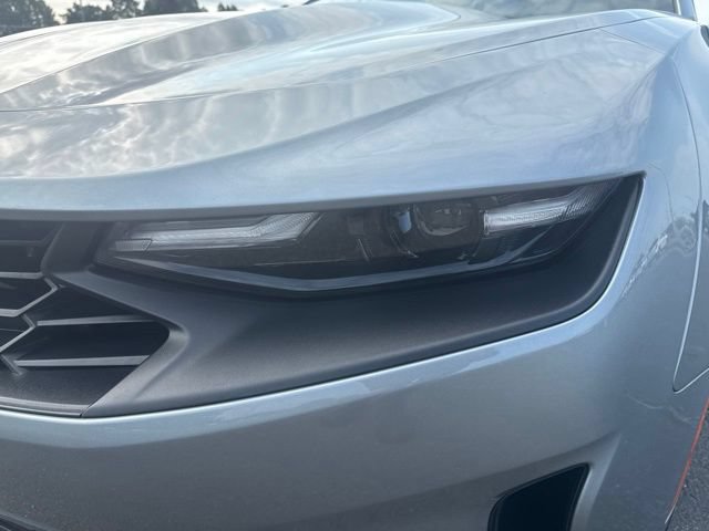 Used 2024 Chevrolet Camaro LT w/ Technology Package RWD image 9