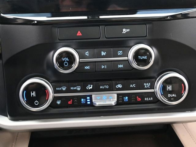 Used 2023 Ford Expedition Limited image 21