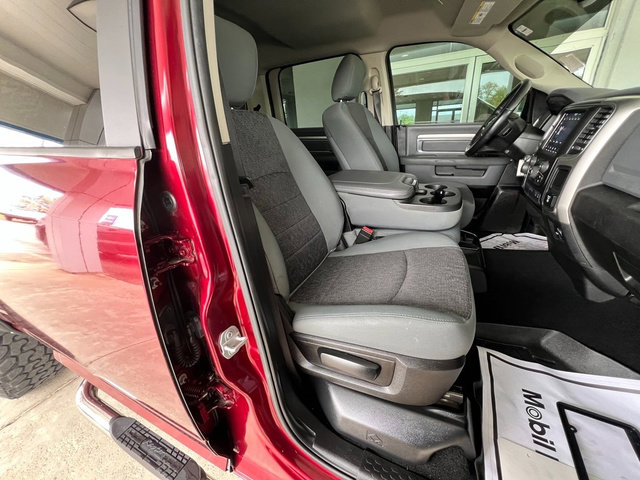 Used 2019 RAM 1500 Big Horn image 23