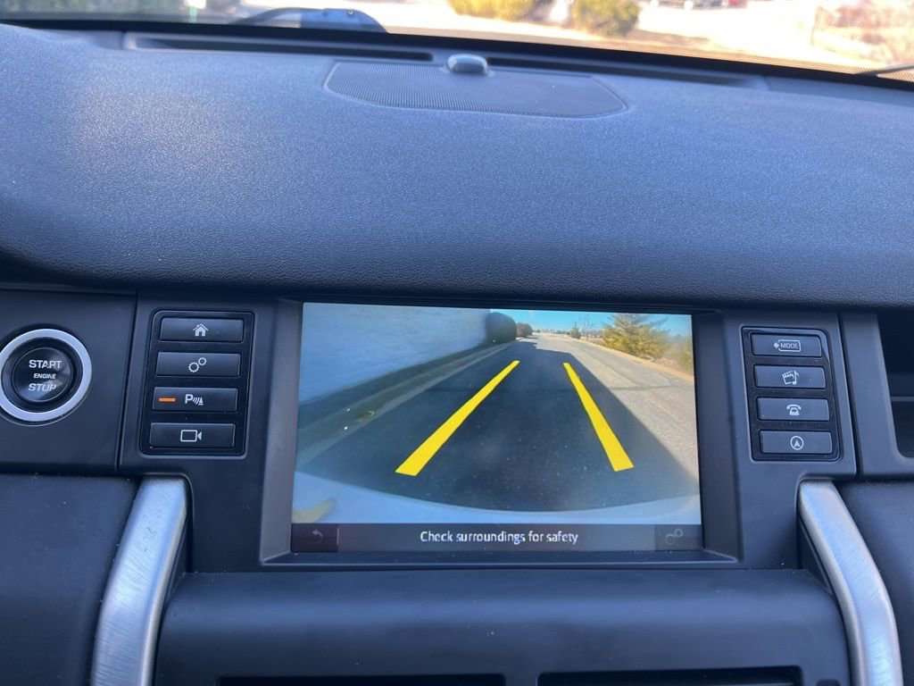 Used 2018 Land Rover Discovery Sport HSE image 21