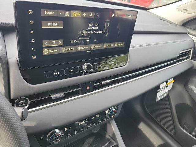 New 2026 Mitsubishi Outlander SE image 29