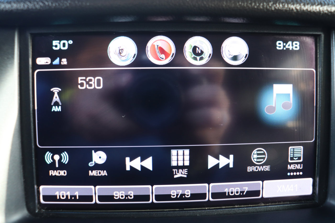 Used 2017 GMC Yukon XL SLT image 34