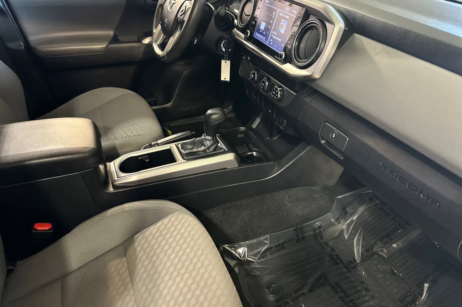 Used 2021 Toyota Tacoma SR5 RWD image 17