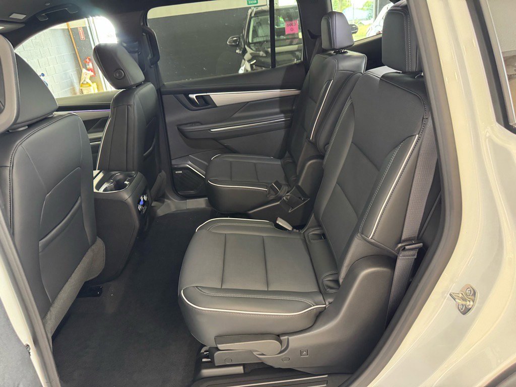 New 2026 Buick Enclave Preferred w/ Power Package image 11