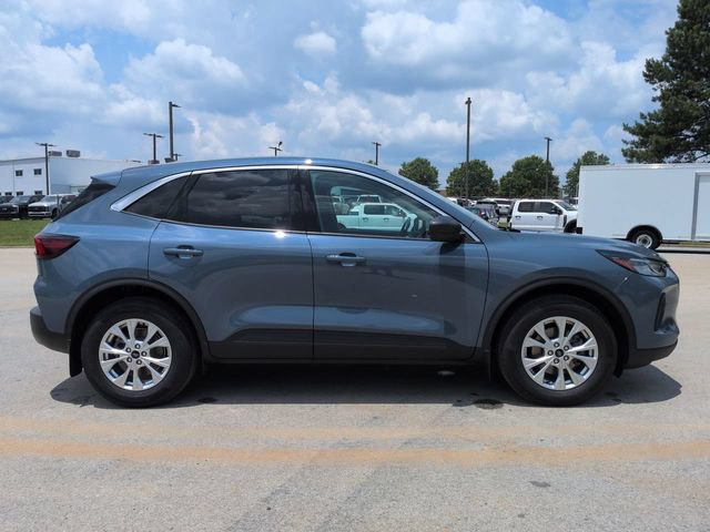 Certified 2023 Ford Escape Active w/ Tech Pack #1 AWD/4WD image 3