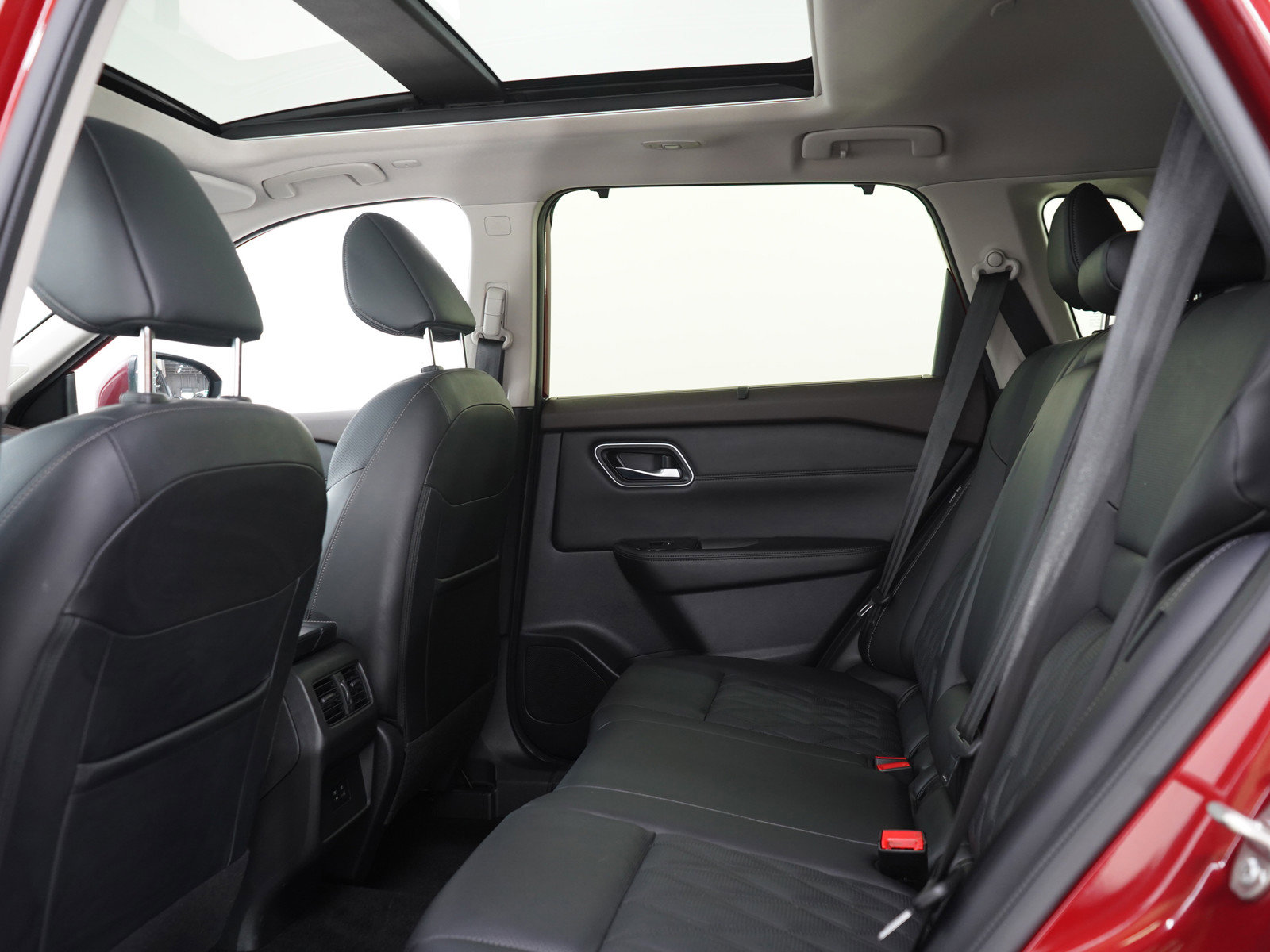 Used 2023 Nissan Rogue Platinum AWD/4WD image 22