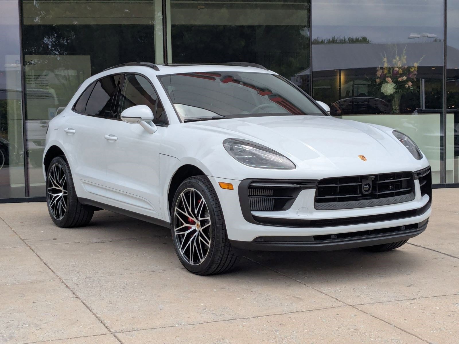 New 2026 Porsche Macan S AWD/4WD image 7