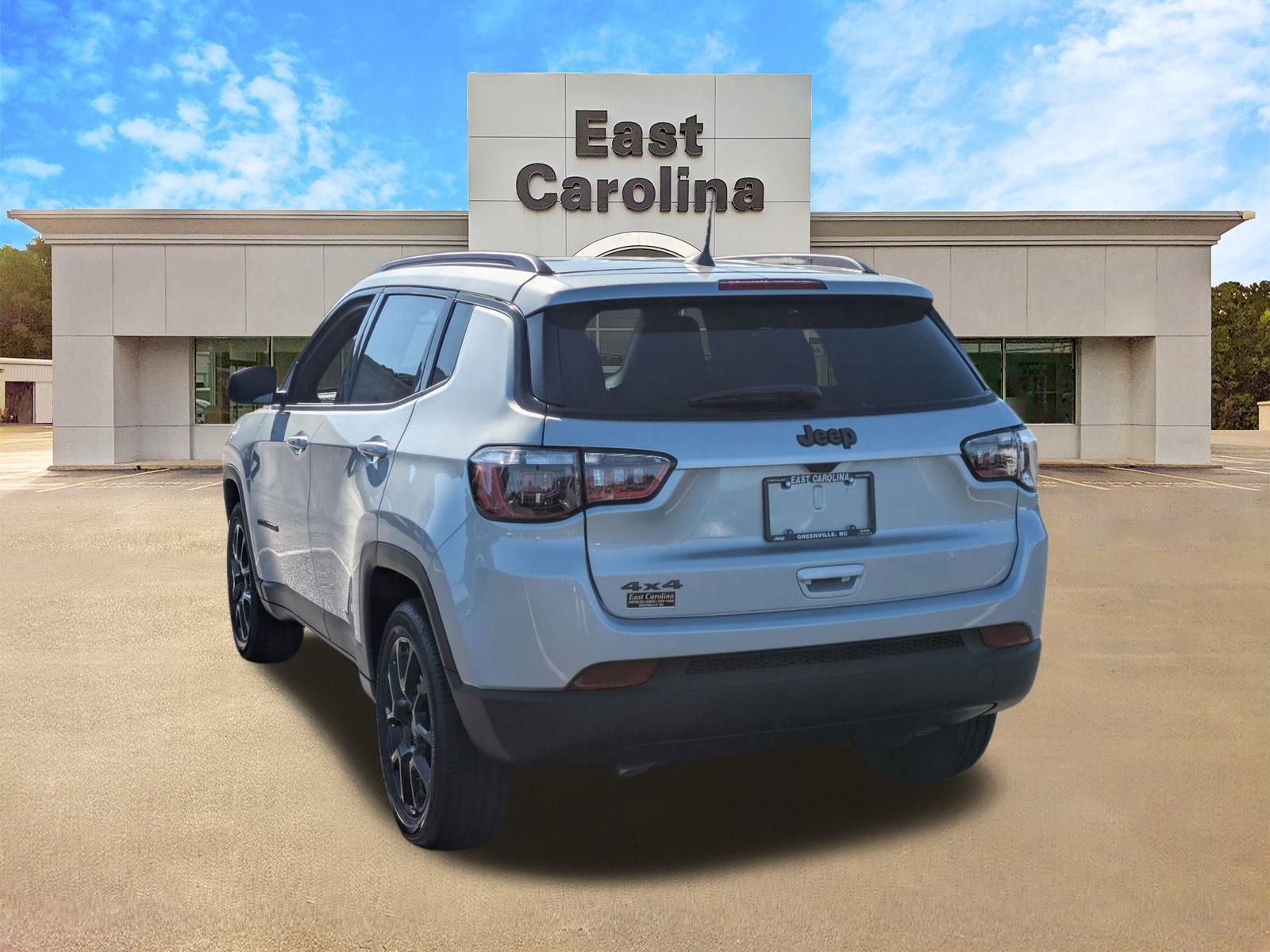 New 2026 Jeep Compass Latitude image 5