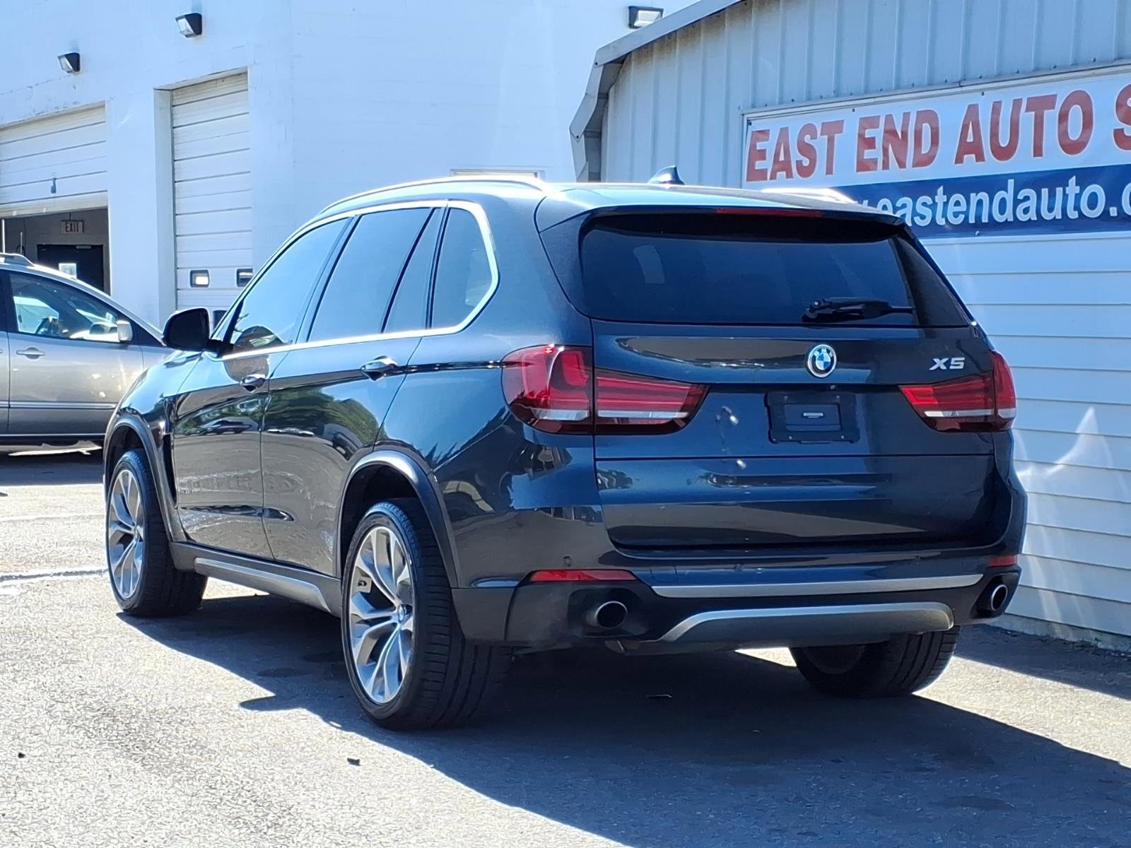 Used 2017 BMW X5 xDrive35i AWD/4WD image 3