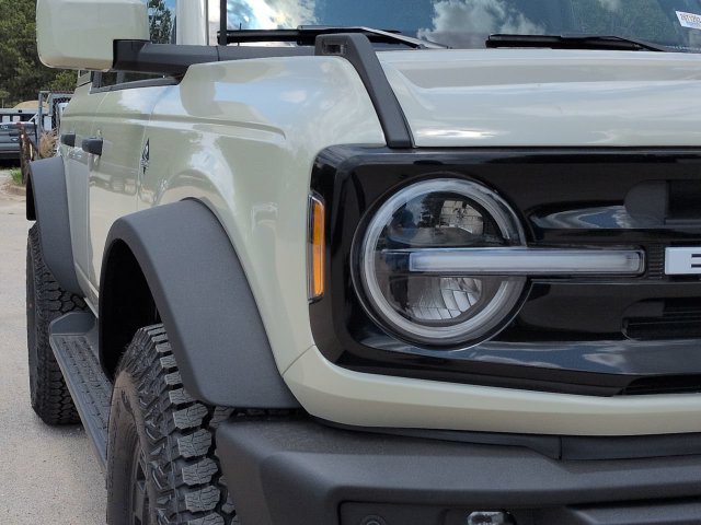 New 2026 Ford Bronco Outer Banks w/ Sasquatch Package AWD/4WD image 9