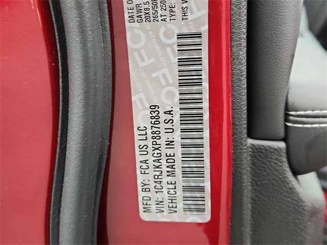 New 2023 Jeep Grand Cherokee L Laredo image 10