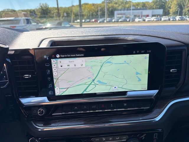 Used 2025 Chevrolet Silverado 1500 LT image 2