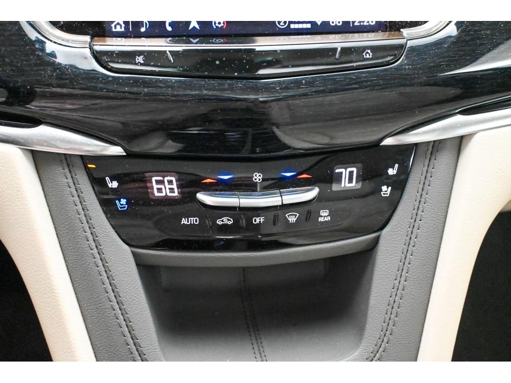 Used 2024 Cadillac XT6 Premium Luxury w/ Technology Package AWD/4WD image 48