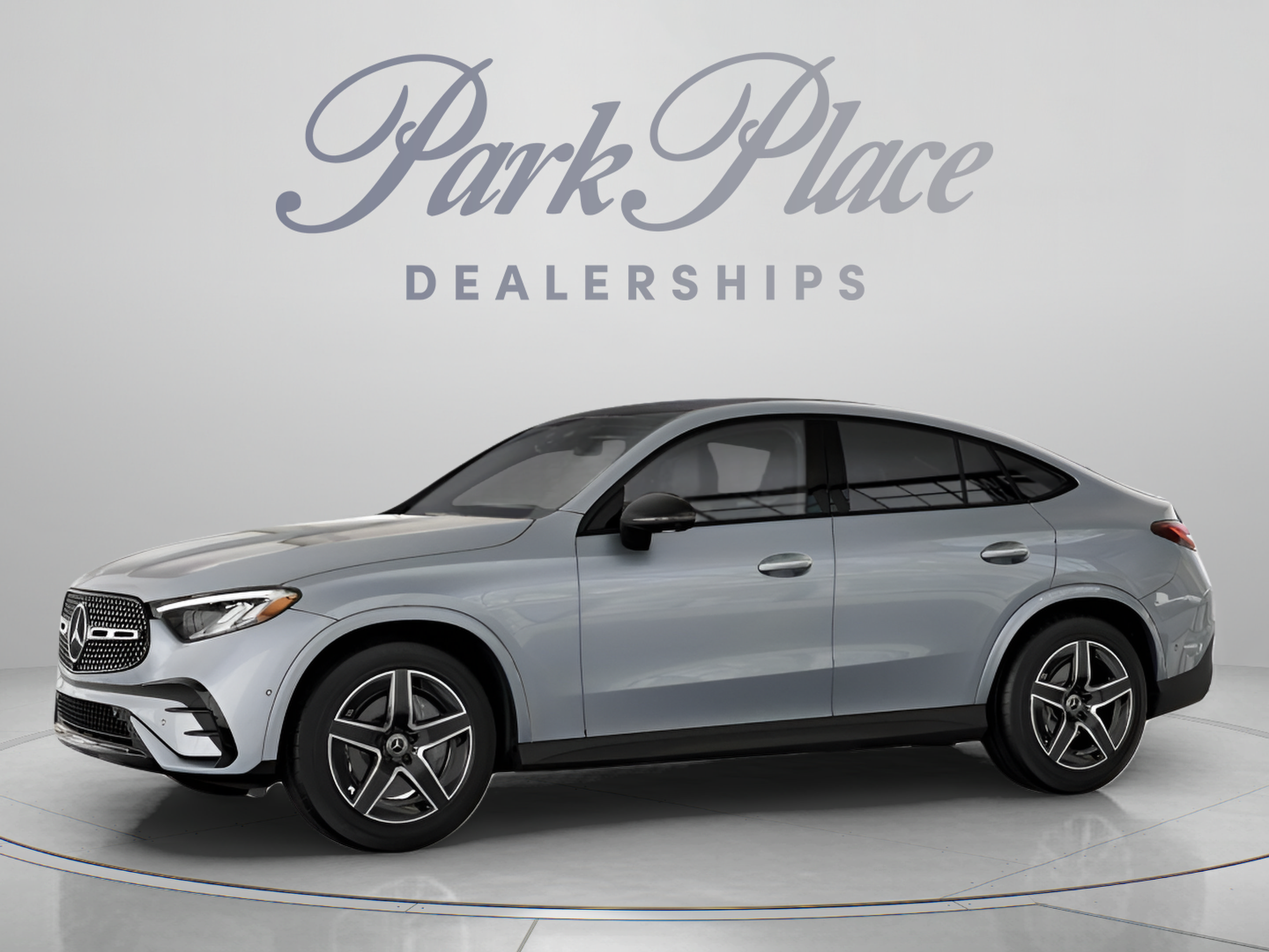 Used 2024 Mercedes-Benz GLC 300 4MATIC image 4