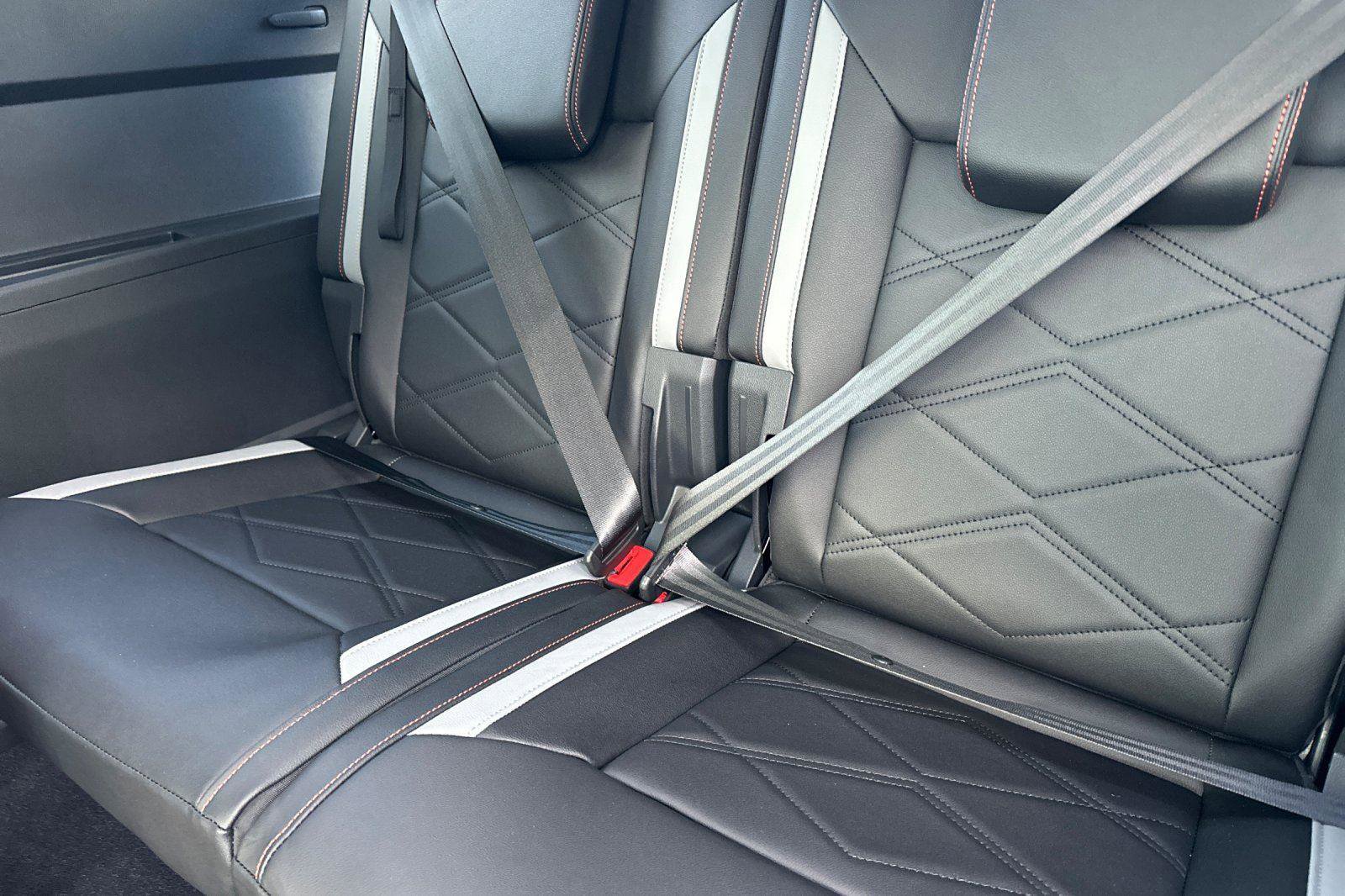 New 2026 Volkswagen Atlas Peak Edition image 14