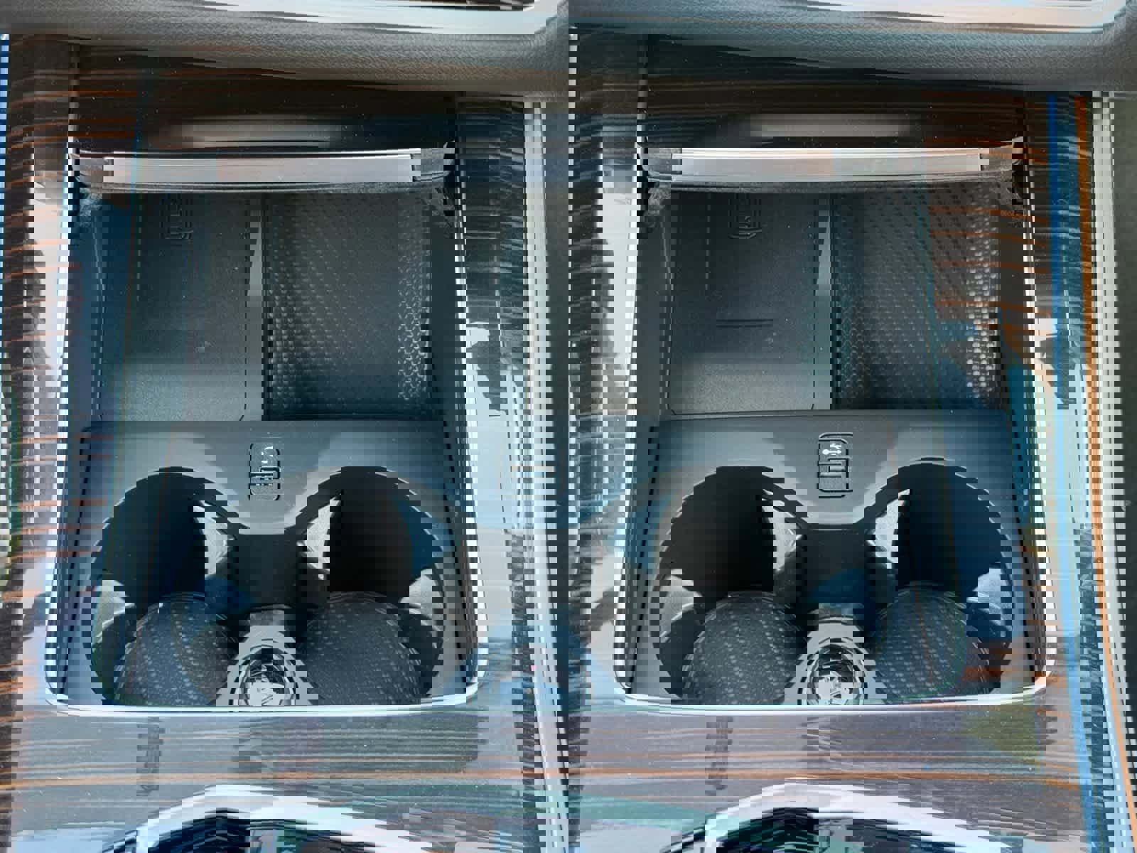 New 2026 BMW X5 xDrive50e image 28