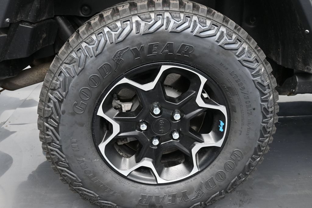 Used 2022 Jeep Wrangler Unlimited Rubicon 4xe w/ Cold Weather Group AWD/4WD image 29