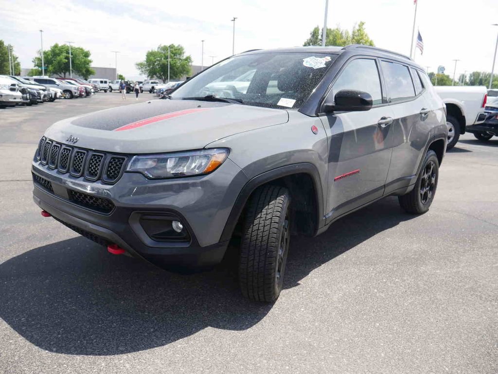 Certified 2024 Jeep Compass Trailhawk AWD/4WD image 4