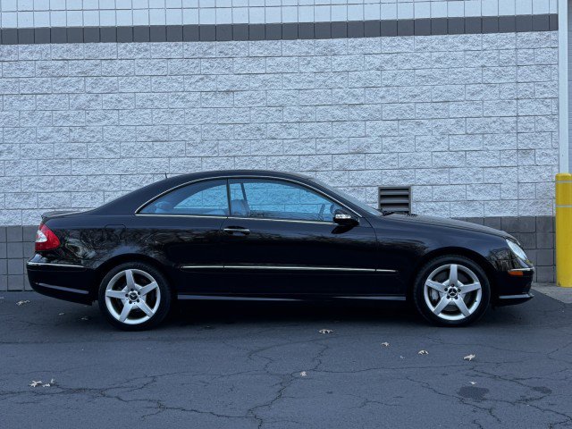 Used 2005 Mercedes-Benz CLK 500 Coupe image 17
