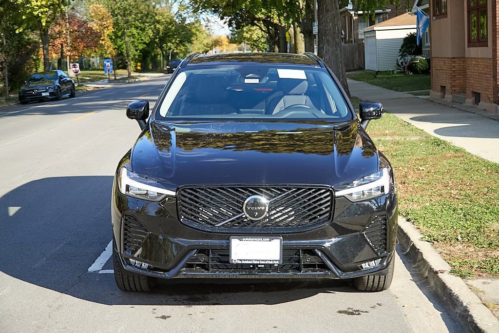 New 2026 Volvo XC60 B5 Plus w/ Protection Package Premier image 5