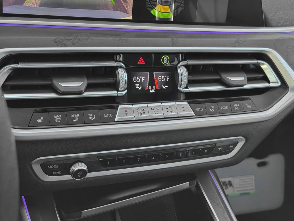 Used 2022 BMW X7 xDrive40i image 25