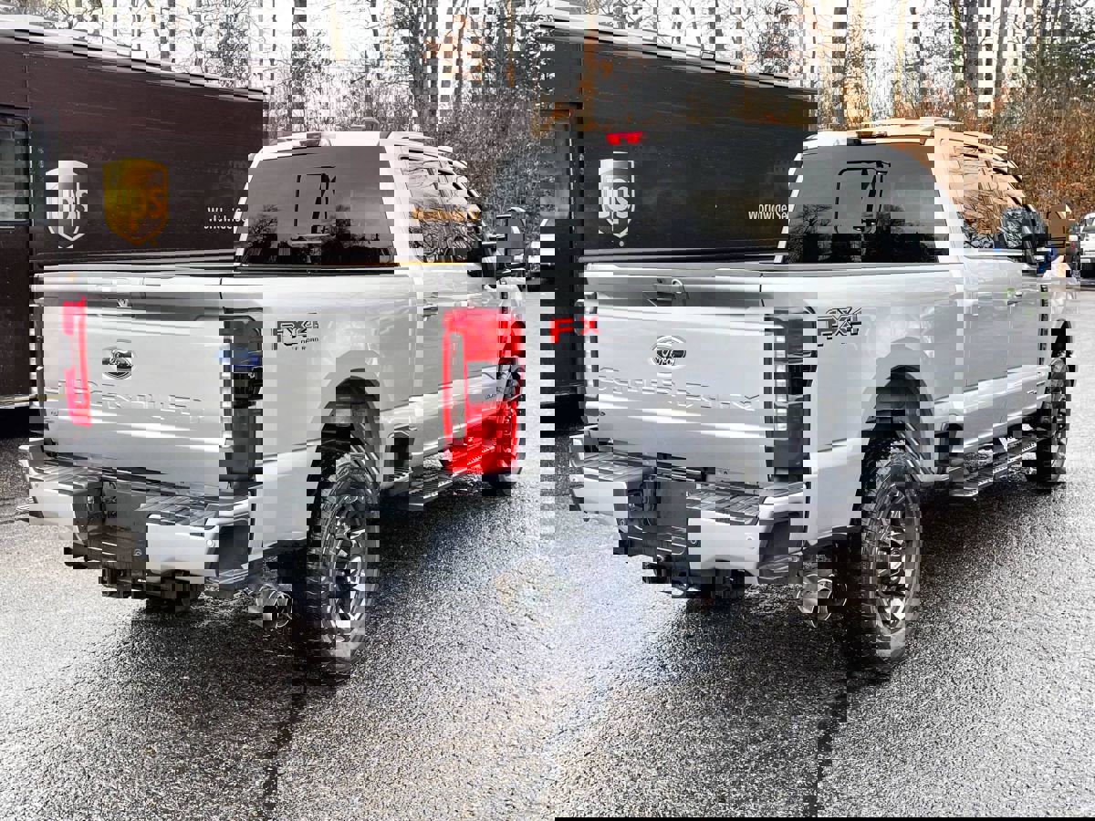 Used 2023 Ford F250 Lariat w/ Sport Appearance Package AWD/4WD image 6