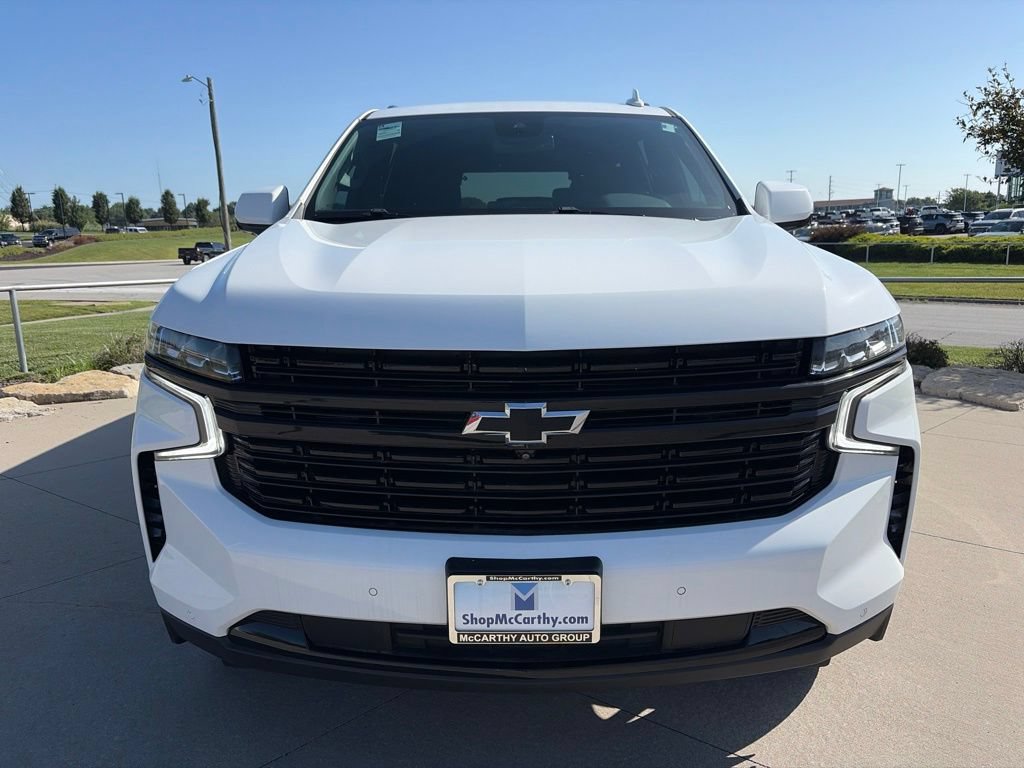 Used 2024 Chevrolet Suburban RST w/ Luxury Package AWD/4WD image 3