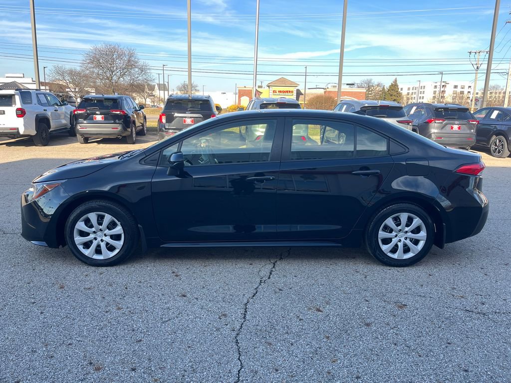 Certified 2023 Toyota Corolla LE image 2