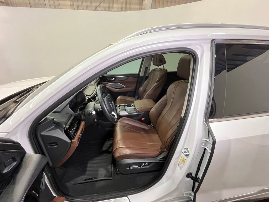 Used 2023 Acura MDX SH-AWD w/ Advance Package image 17