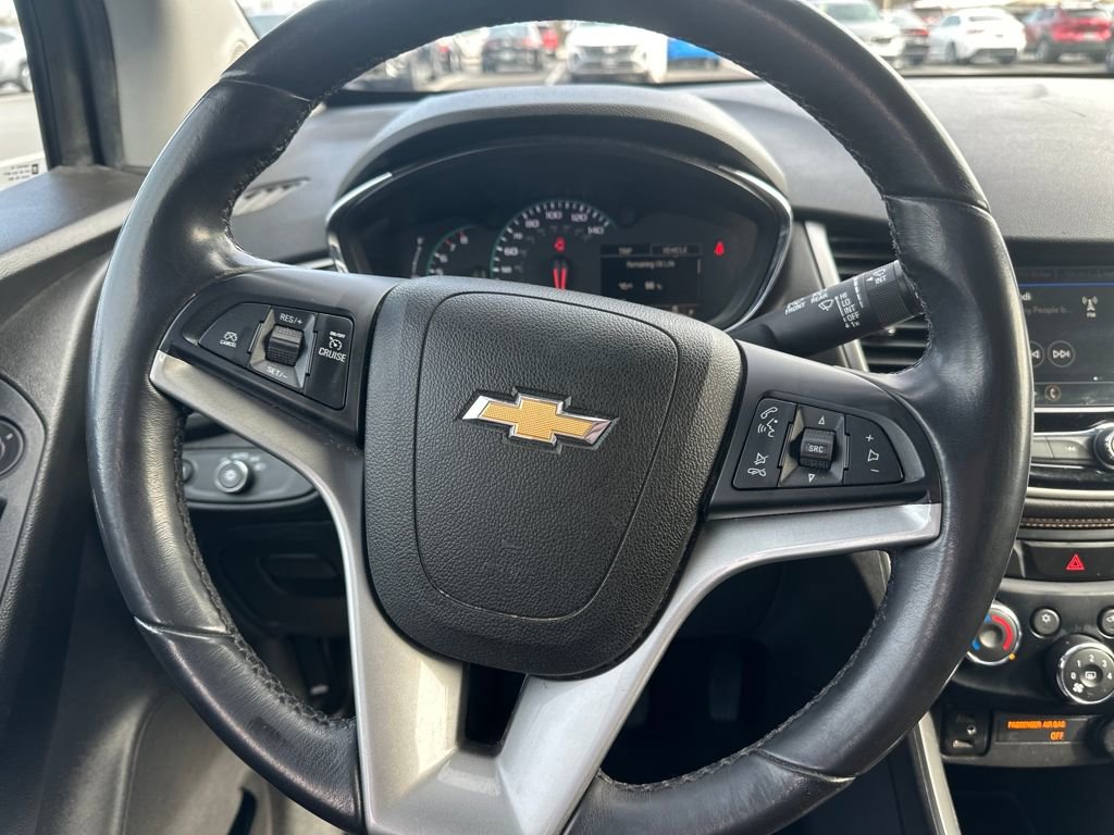 Used 2018 Chevrolet Trax LT w/ LT Convenience Package image 19