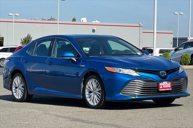 Certified 2019 Toyota Camry XLE w/ Sunroof Package FWD image 5