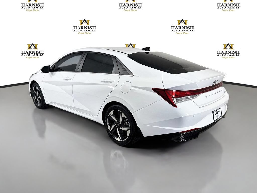 Used 2023 Hyundai Elantra Limited FWD image 5