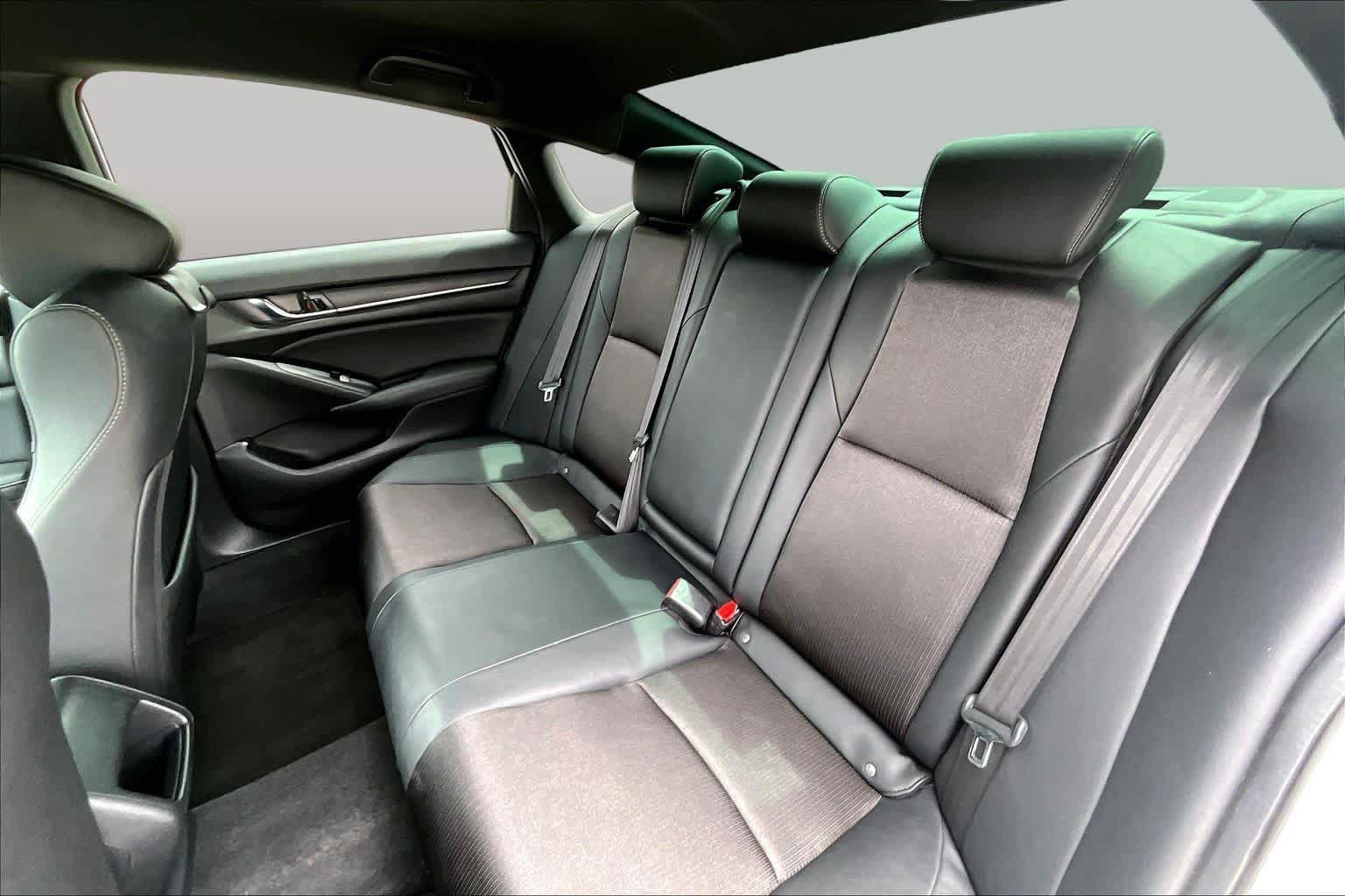 Used 2020 Honda Accord Sport image 21