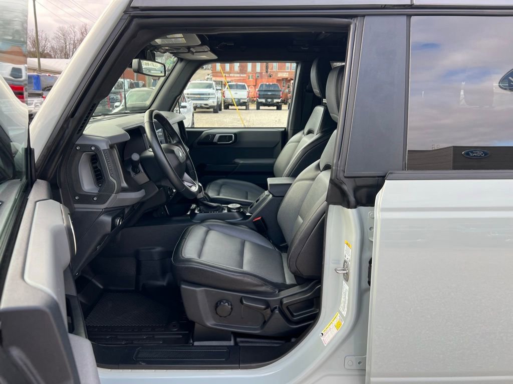 Used 2024 Ford Bronco Everglades image 13