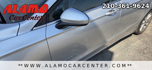 Used 2017 Ford Fusion SE image 10