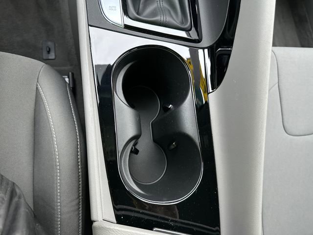 Certified 2025 Hyundai Elantra Blue image 18