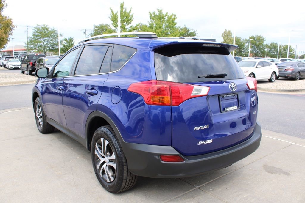 Used 2015 Toyota RAV4 LE image 5