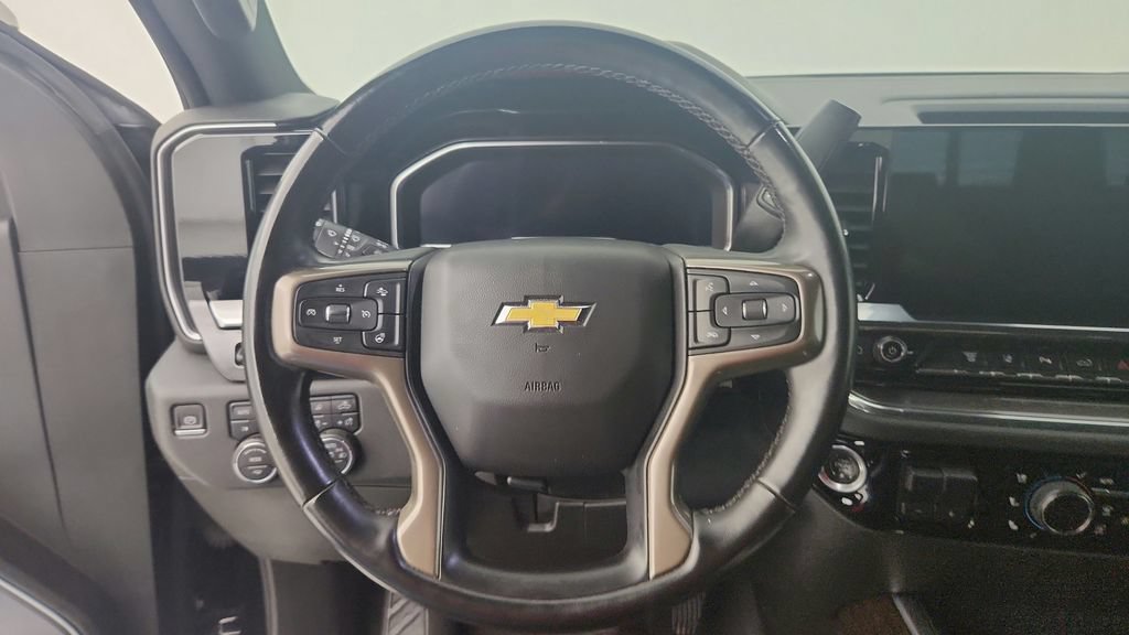 Used 2024 Chevrolet Silverado 2500 High Country w/ Technology Package AWD/4WD image 20