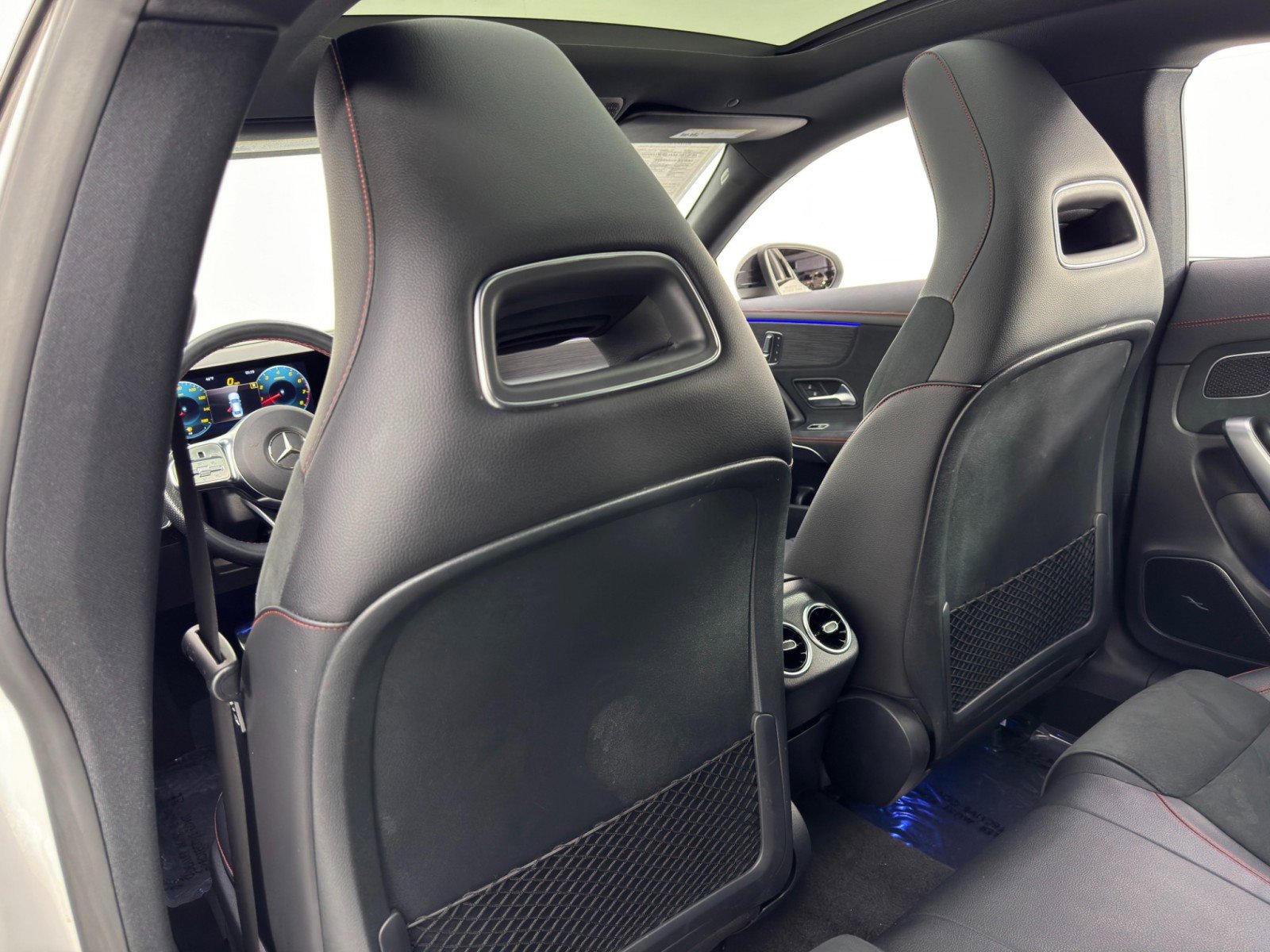 Used 2020 Mercedes-Benz CLA 250 image 38