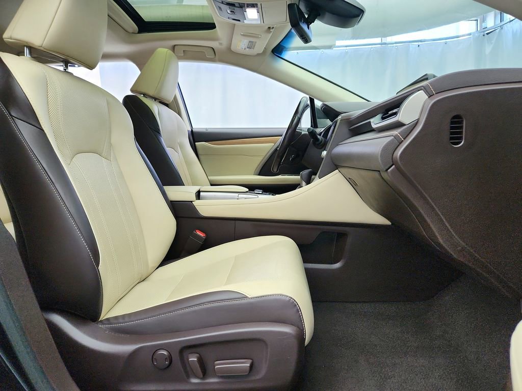 Used 2019 Lexus RX 350L AWD image 32