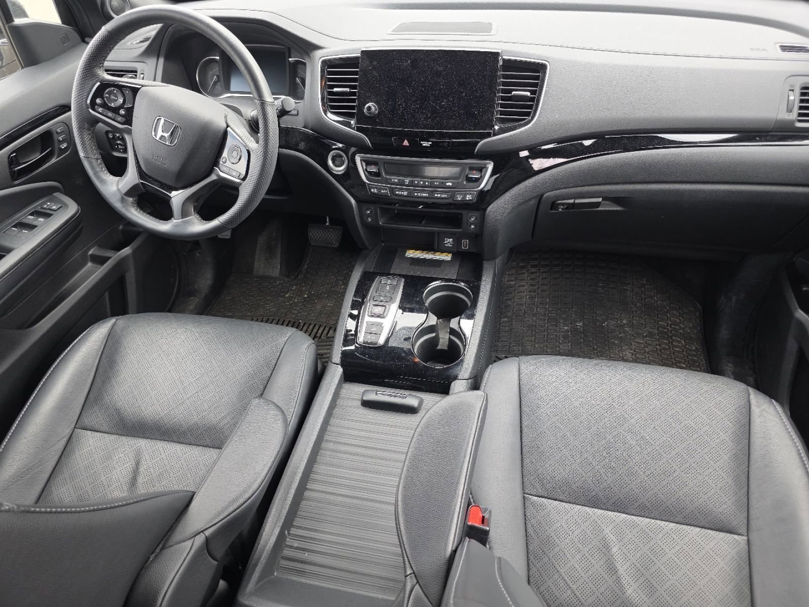 Used 2023 Honda Passport Elite image 18