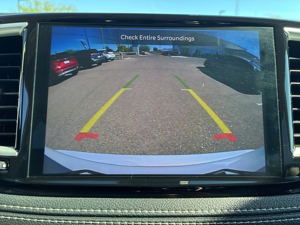 Used 2022 Chrysler Pacifica Touring-L image 21