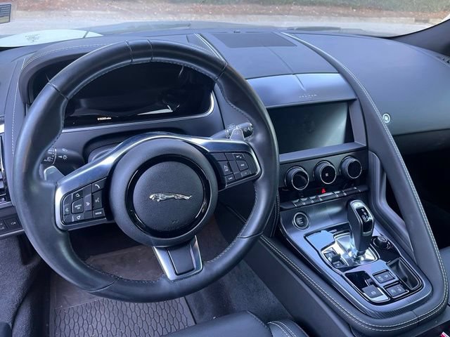 Certified 2023 Jaguar F-TYPE R-Dynamic AWD/4WD image 7