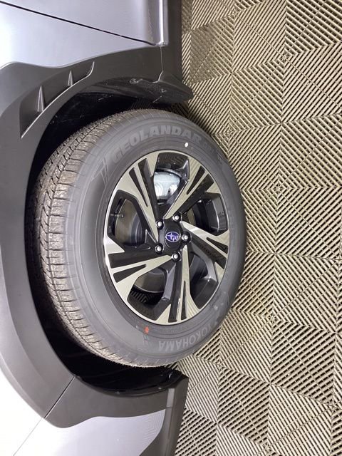 Certified 2025 Subaru Crosstrek 2.0i Premium w/ Convenience Package #2 AWD/4WD image 7