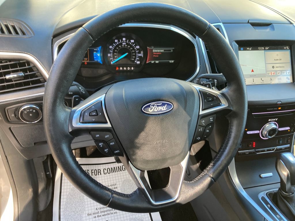Used 2018 Ford Edge Titanium w/ Equipment Group 301A image 18