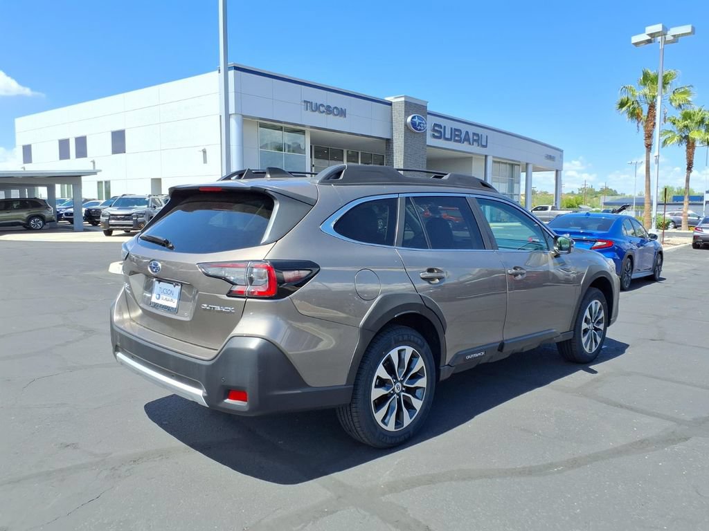 Used 2024 Subaru Outback Limited AWD/4WD image 11
