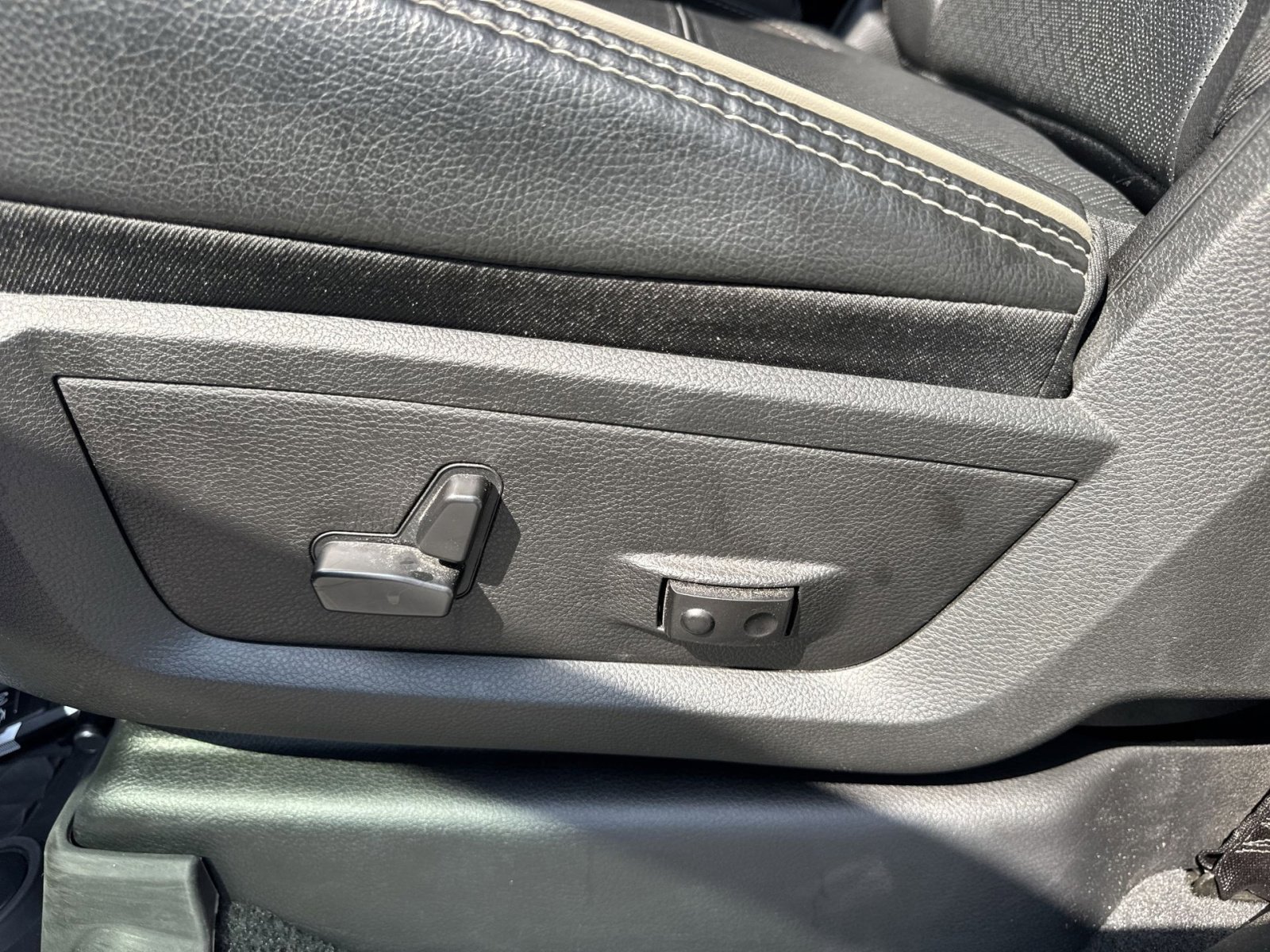 Certified 2024 RAM 3500 Laramie image 19