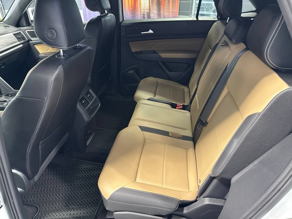 Used 2021 Volkswagen Atlas Cross Sport SE AWD/4WD image 17