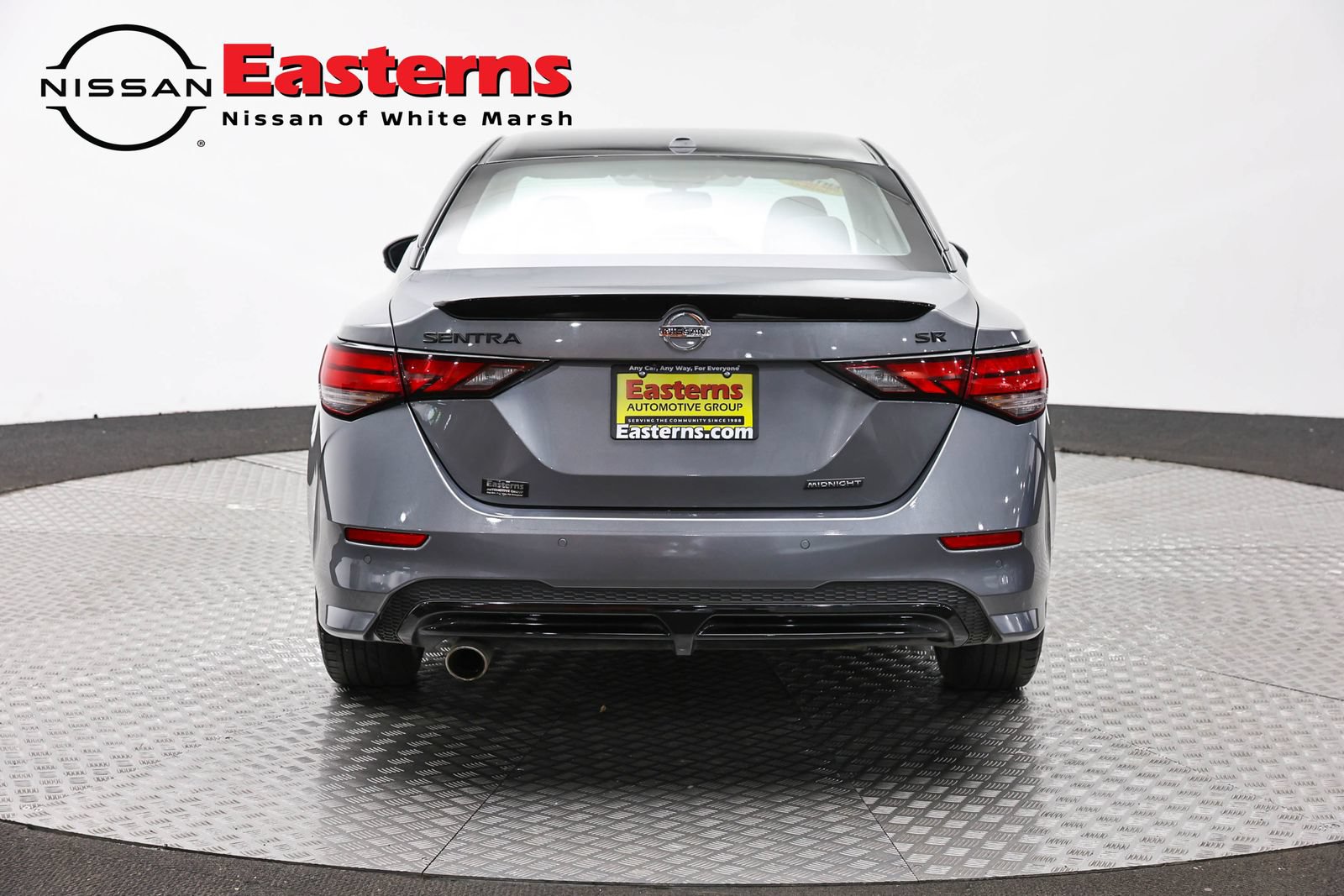 Used 2023 Nissan Sentra SR w/ Midnight Edition Package FWD image 6