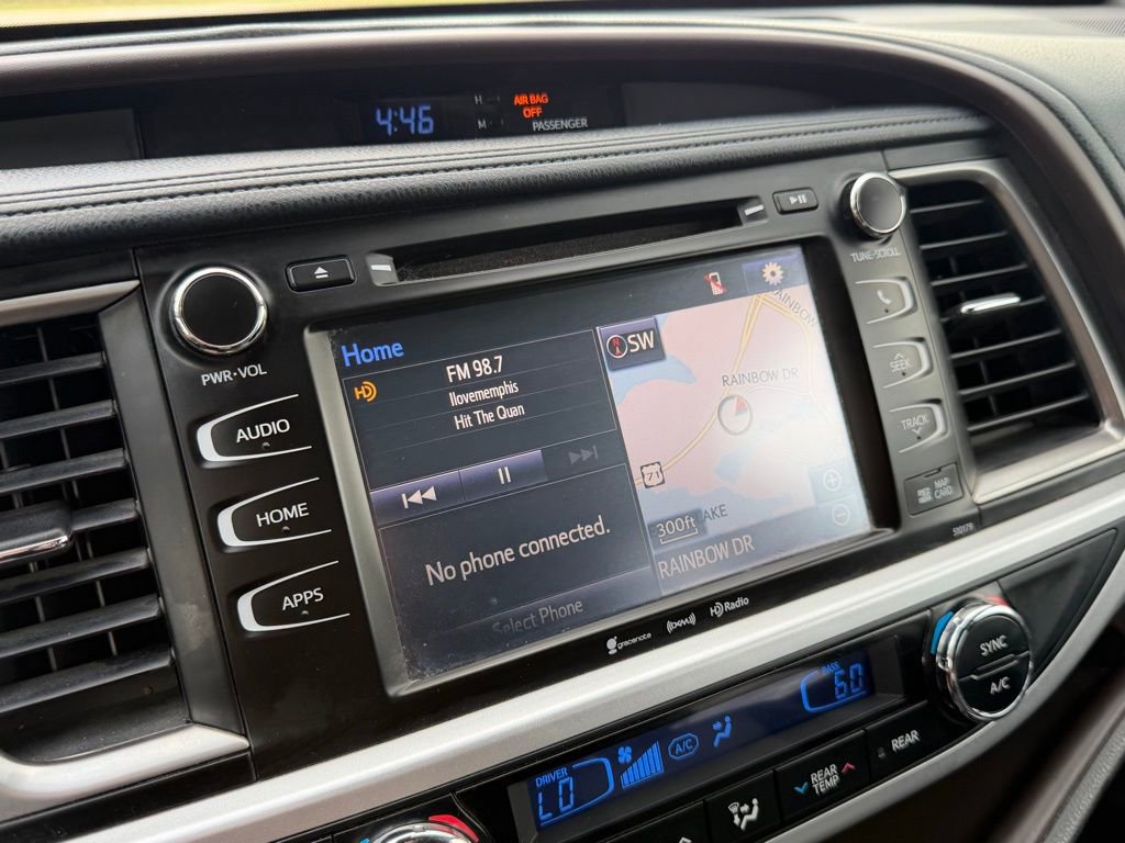 Used 2018 Toyota Highlander FWD V6 image 19